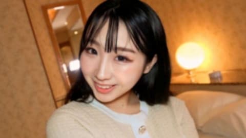 【无码】和风美人脸的女性，可爱天真表情和性感的一面兼具！内在超好色，令人惊愕！张开大嘴享受快感的阿嘿脸和反差太棒了～中出两发※特典高画质 FC2-PPV-4766534