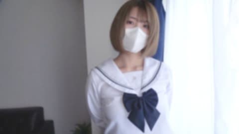 【无码・完全素人】超可爱的女大学生穿着制服19岁！还在开发途中的处女穴被极太肉棒勐干到根部！ FC2-PPV-4632272